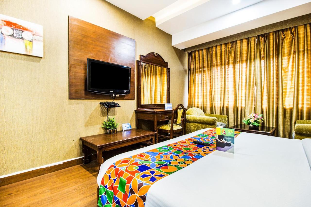 Fabhotel Le Monarque Chandigarh Bagian luar foto